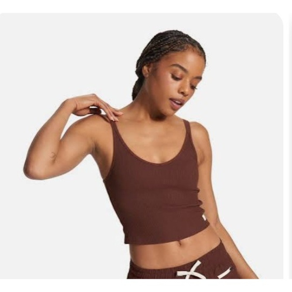 Vuori Rib Crop Tank Mulberry Brown Strappy Back Shelf Bra VW189 Womens M NWT
